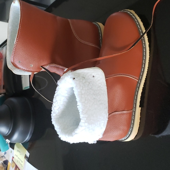 1 pair new women's  Vintage Buttery soft Waterproof wool lining boots.Brown. 10M - Picture 4 of 4